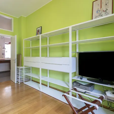 Manusardi Navigli Flat By Interhome Lägenhet